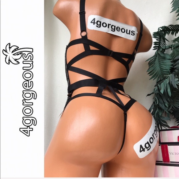 Victoria’s Secret S M CAGED STRAPPY TEDDY LINGERIE BLACK VERY SEXY - Picture 3 of 3